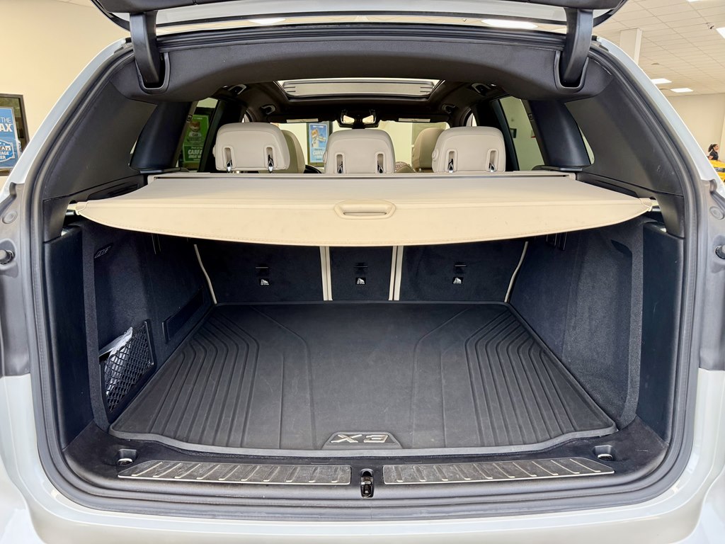 Photo 9 of this BMW X3