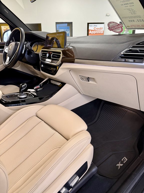 Photo 12 of this BMW X3