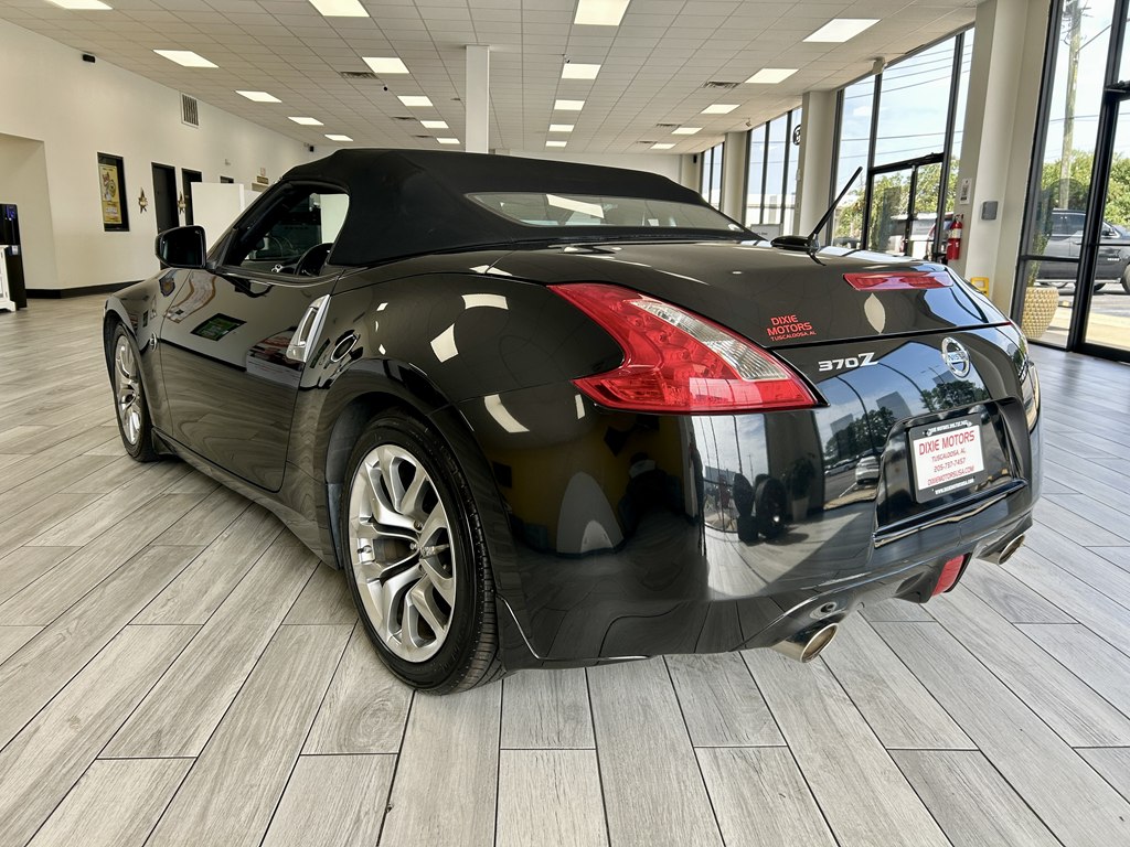 Photo 7 of this NISSAN 370Z
