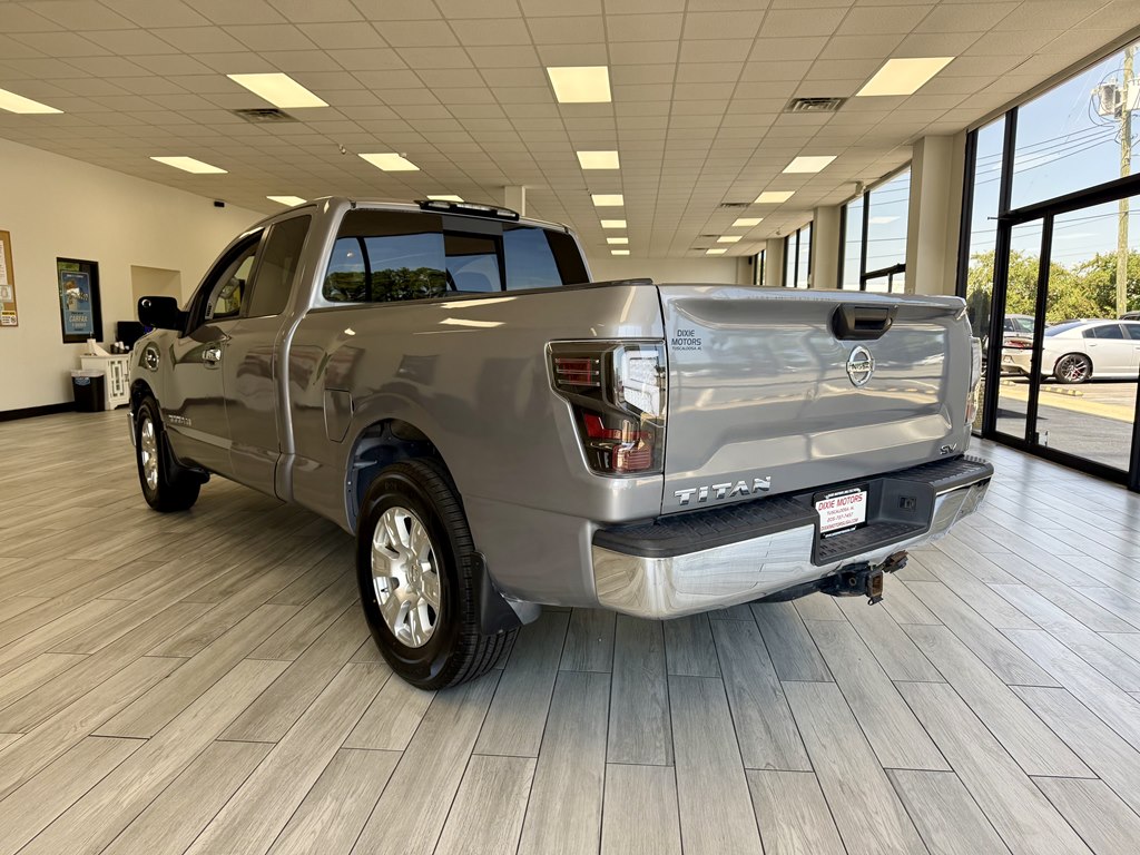 Photo 7 of this NISSAN TITAN