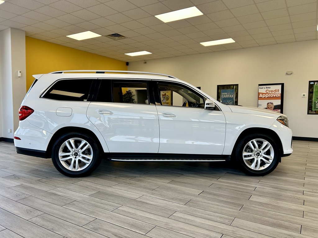 Photo 7 of this MERCEDES-BENZ GLS