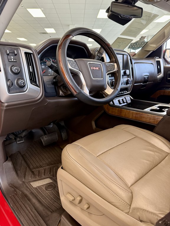 Photo 13 of this GMC SIERRA