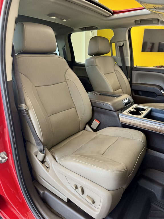 Photo 16 of this GMC SIERRA