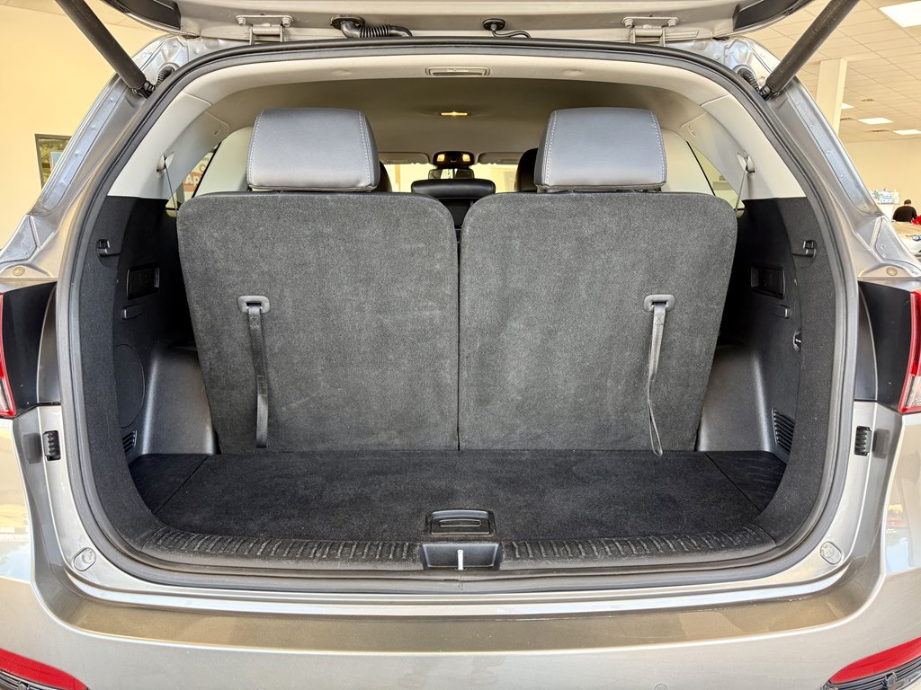 Photo 9 of this KIA SORENTO