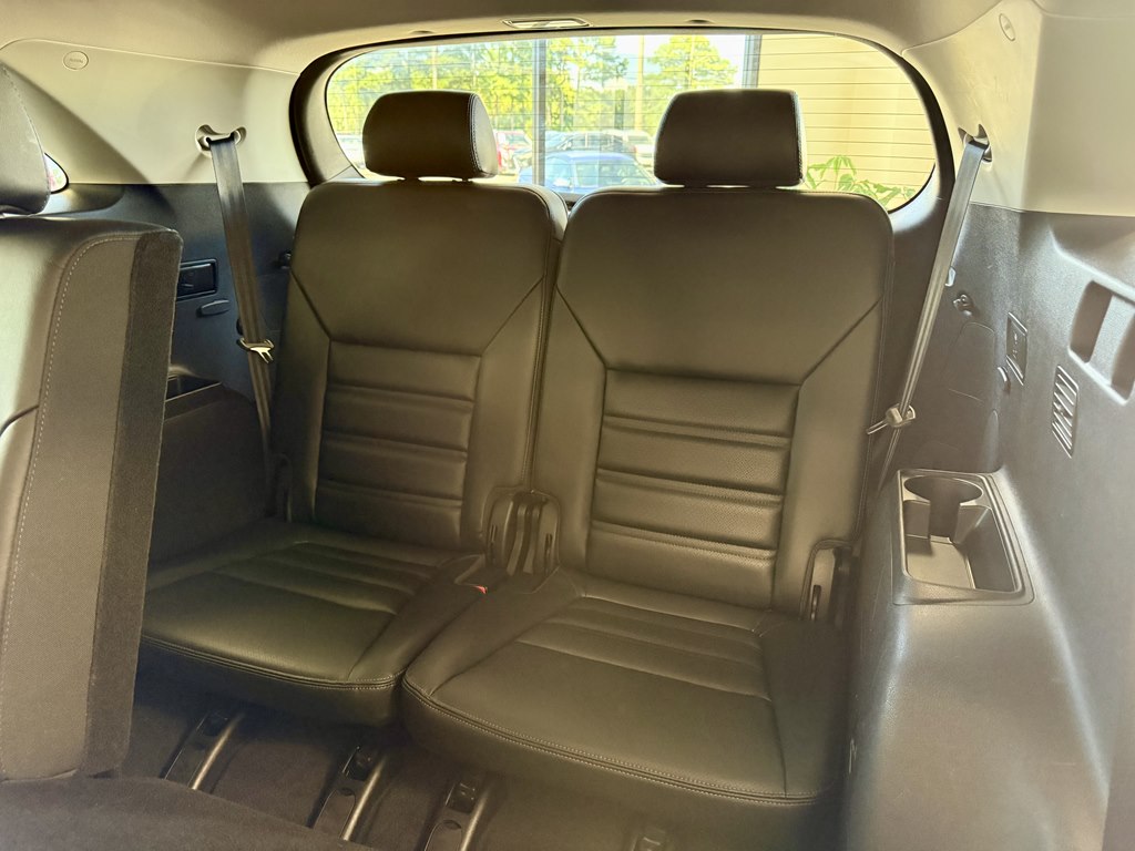 Photo 18 of this KIA SORENTO