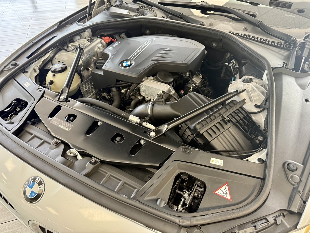 Photo 18 of this BMW 528