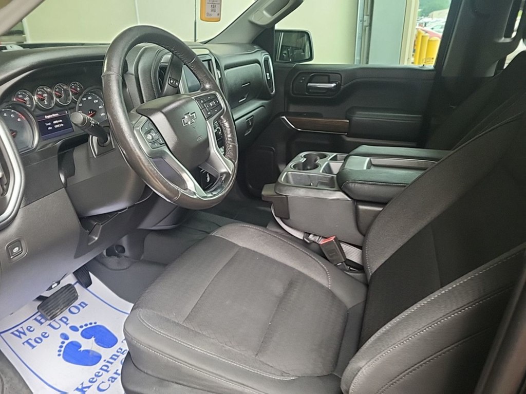 Photo 5 of this CHEVROLET SILVERADO 1500