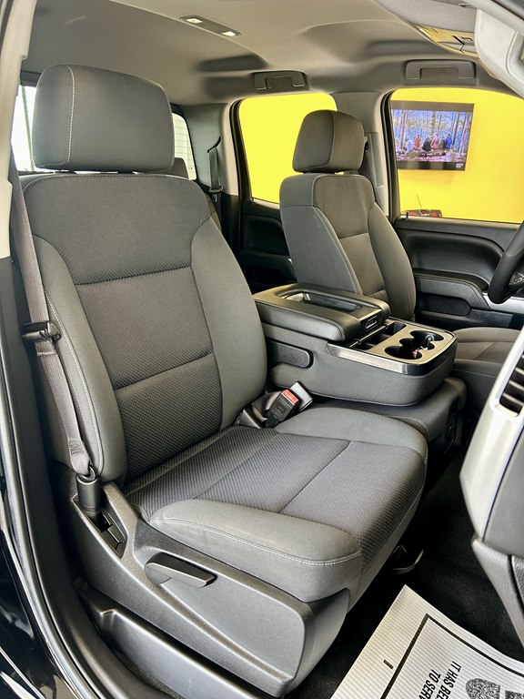 Photo 16 of this CHEVROLET SILVERADO 1500