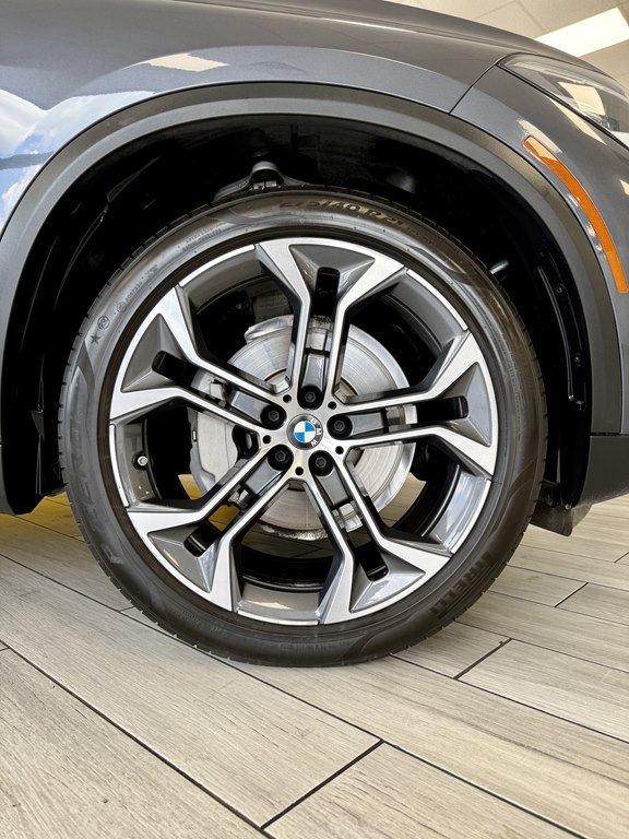 Photo 19 of this BMW X5