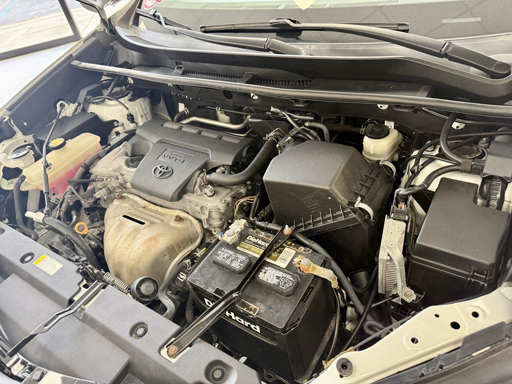 Photo 18 of this TOYOTA RAV4