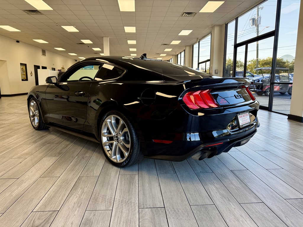 Photo 7 of this FORD MUSTANG