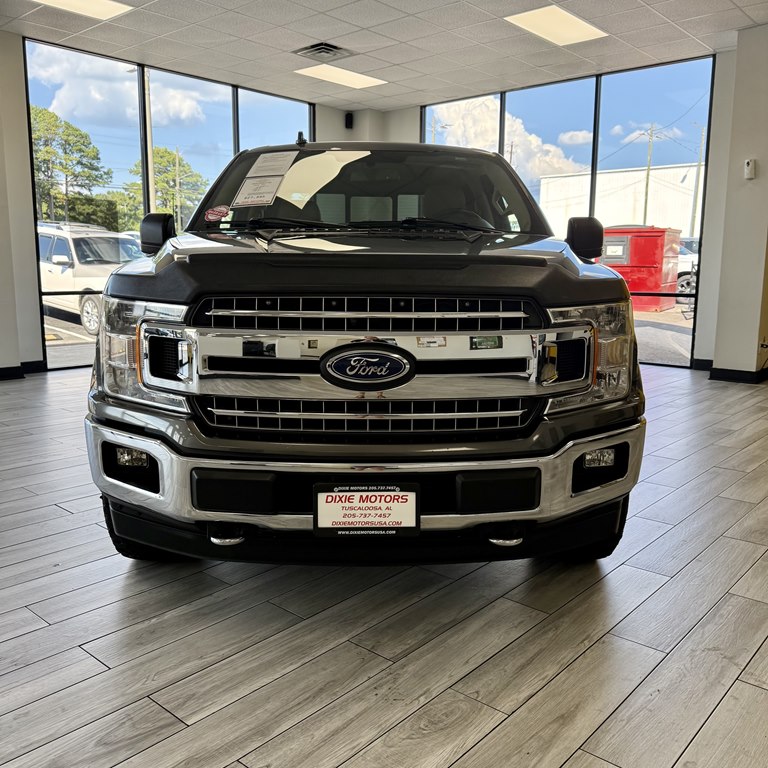 Photo 2 of this FORD F150