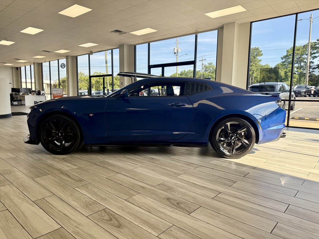 Photo 4 of this CHEVROLET CAMARO