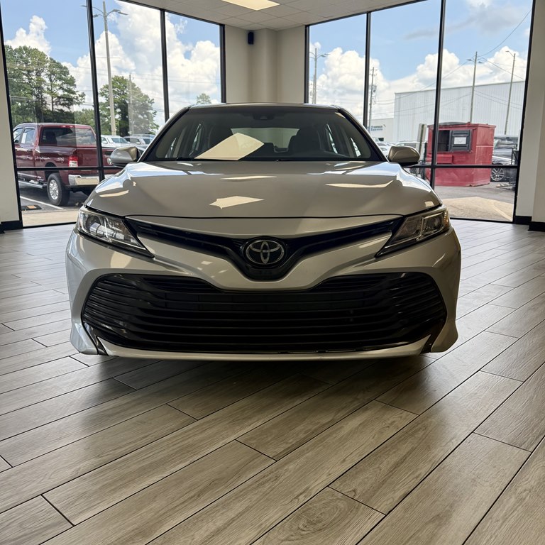 Photo 2 of this TOYOTA CAMRY