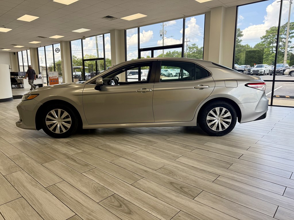 Photo 4 of this TOYOTA CAMRY