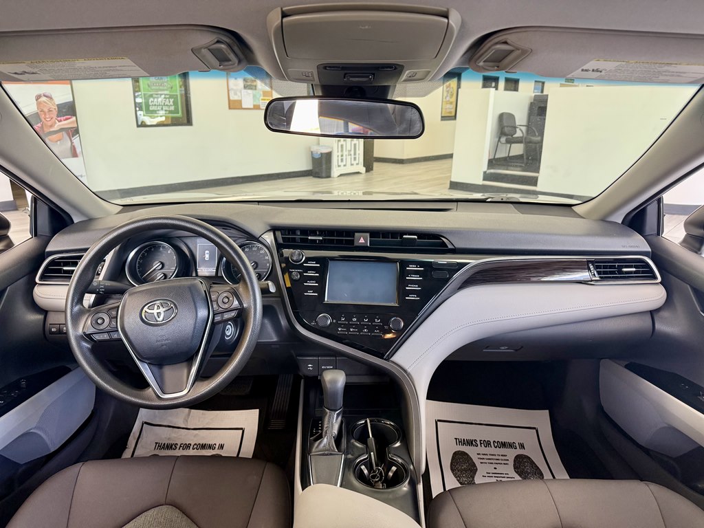 Photo 10 of this TOYOTA CAMRY