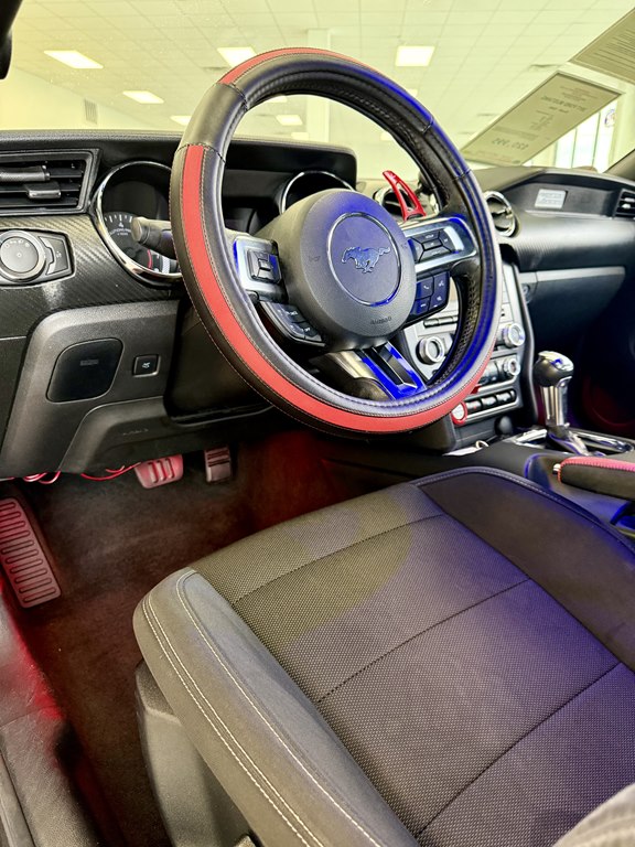 Photo 13 of this FORD MUSTANG