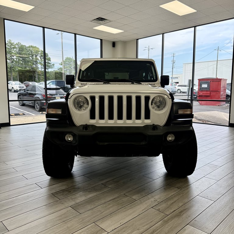 Photo 2 of this JEEP WRANGLER