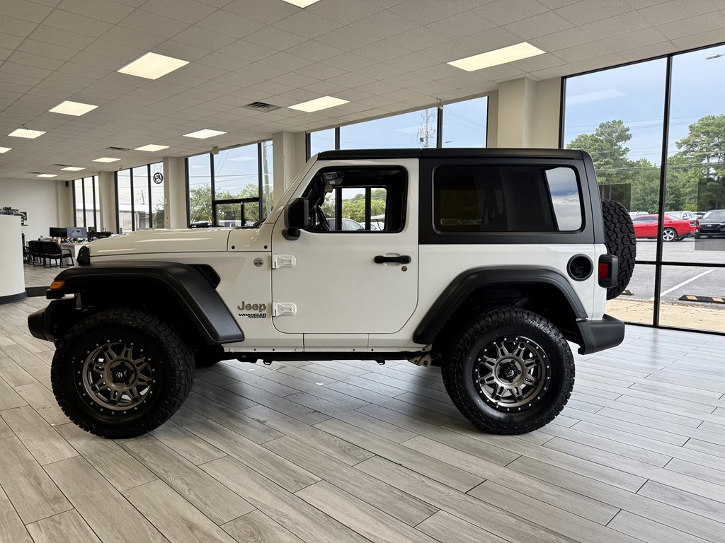 Photo 4 of this JEEP WRANGLER