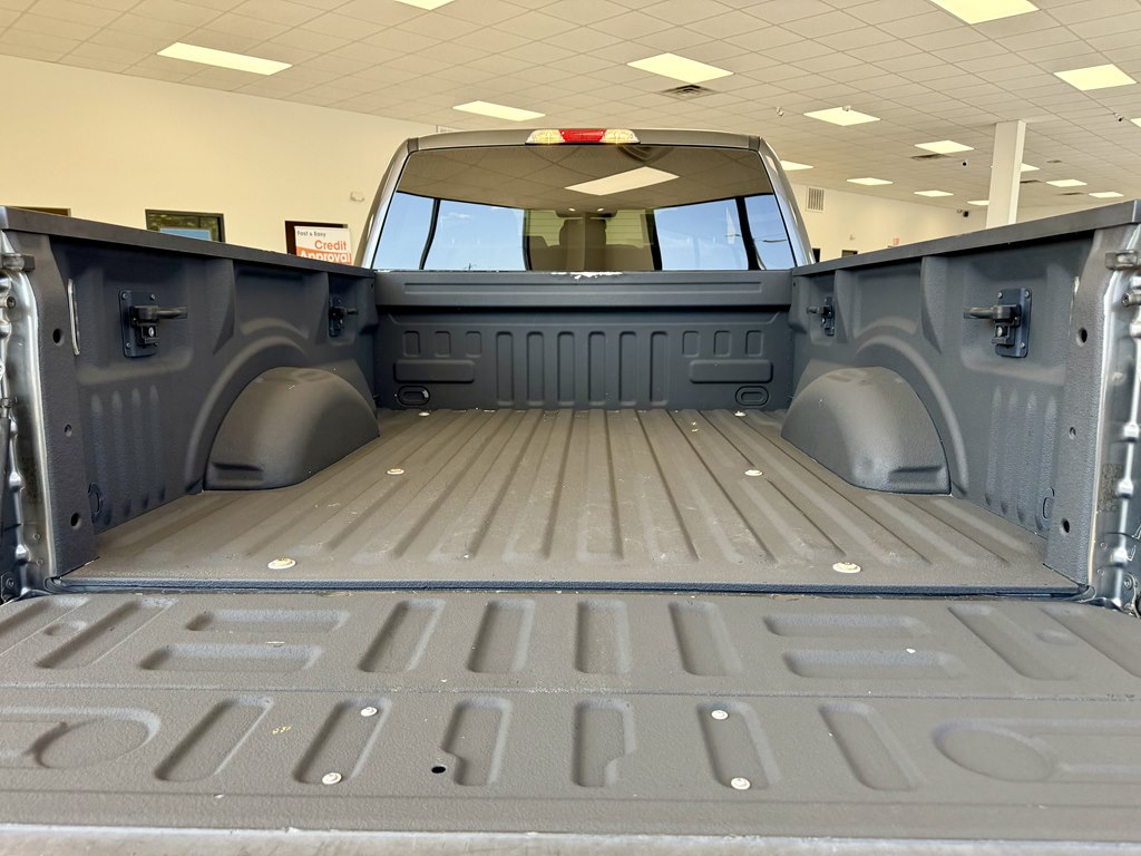 Photo 9 of this FORD F150