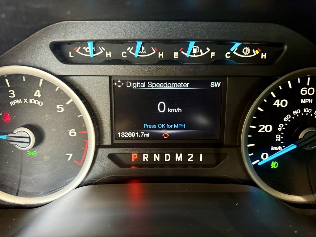 Photo 20 of this FORD F150