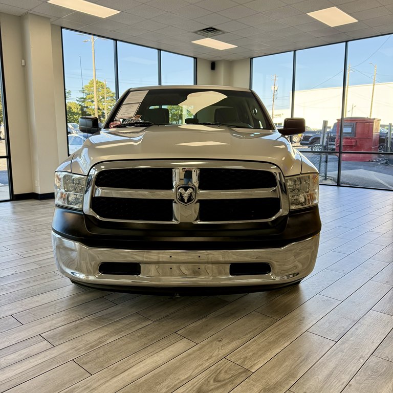 Photo 2 of this RAM 1500
