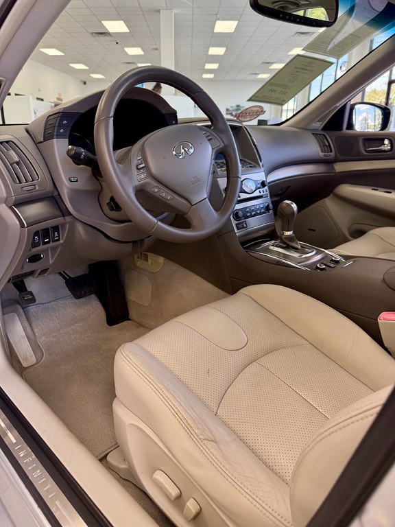 Photo 13 of this INFINITI G37