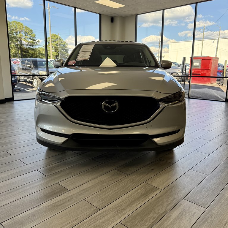Photo 2 of this MAZDA CX-5