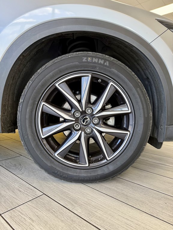 Photo 19 of this MAZDA CX-5