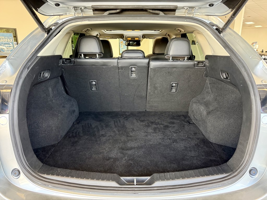 Photo 9 of this MAZDA CX-5