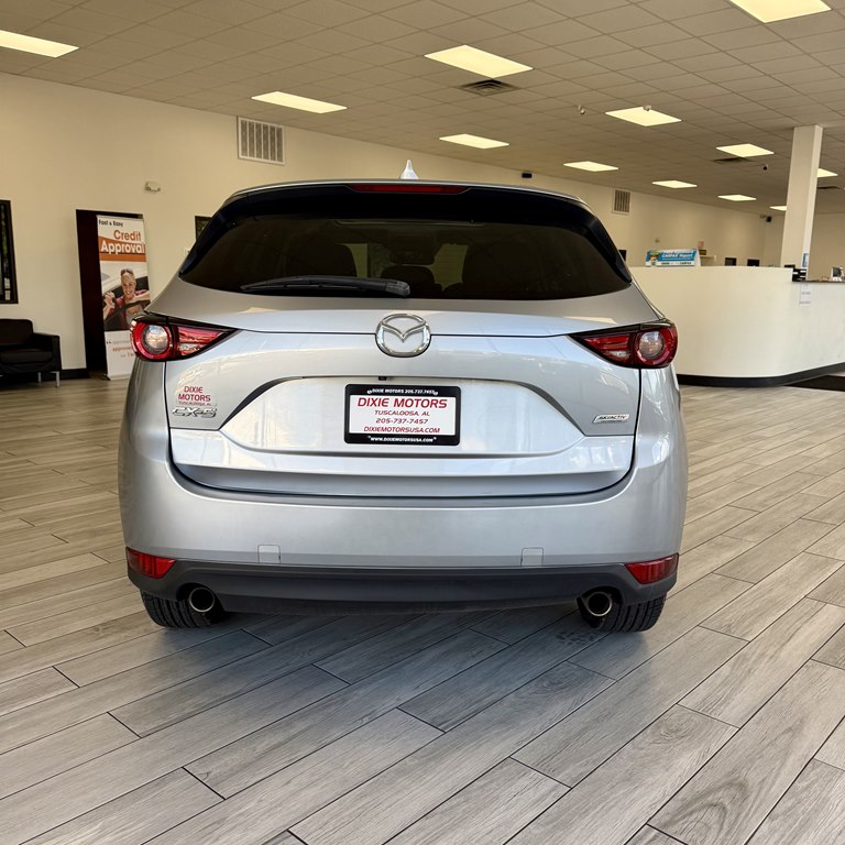 Photo 8 of this MAZDA CX-5