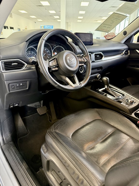 Photo 13 of this MAZDA CX-5