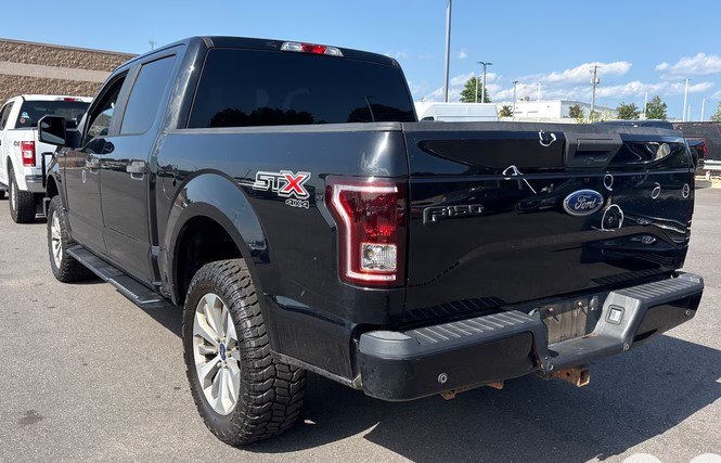 Photo 2 of this FORD F150