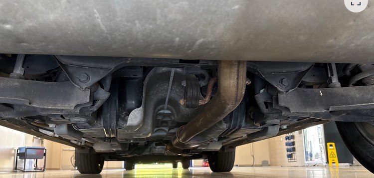 Photo 6 of this CHEVROLET EQUINOX