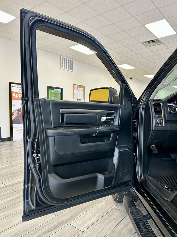 Photo 13 of this RAM 1500