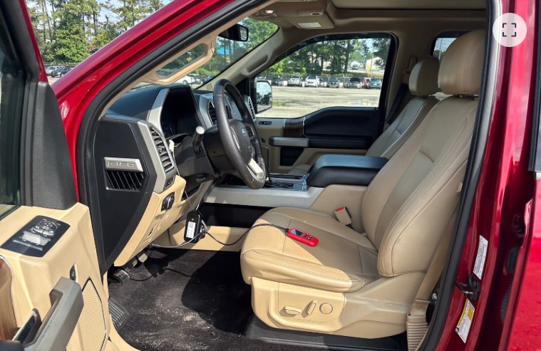 Photo 6 of this FORD F150