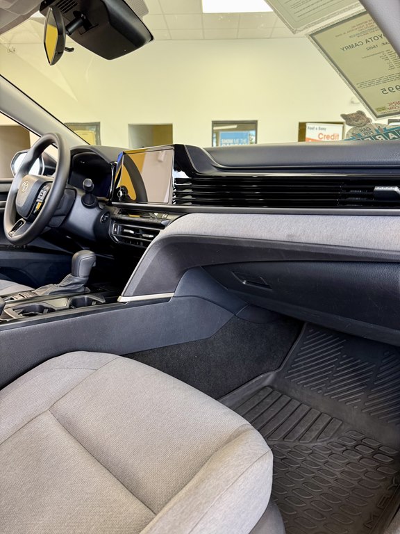 Photo 12 of this TOYOTA CAMRY