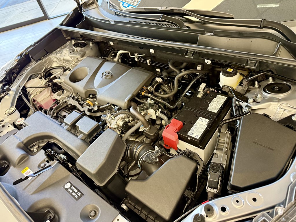 Photo 18 of this TOYOTA RAV4