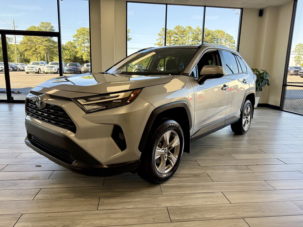 Photo 3 of this TOYOTA RAV4