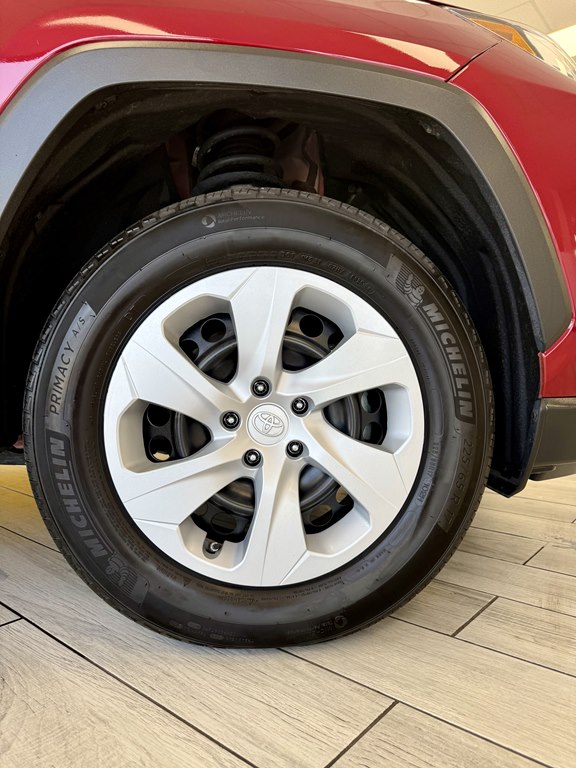 Photo 19 of this TOYOTA RAV4