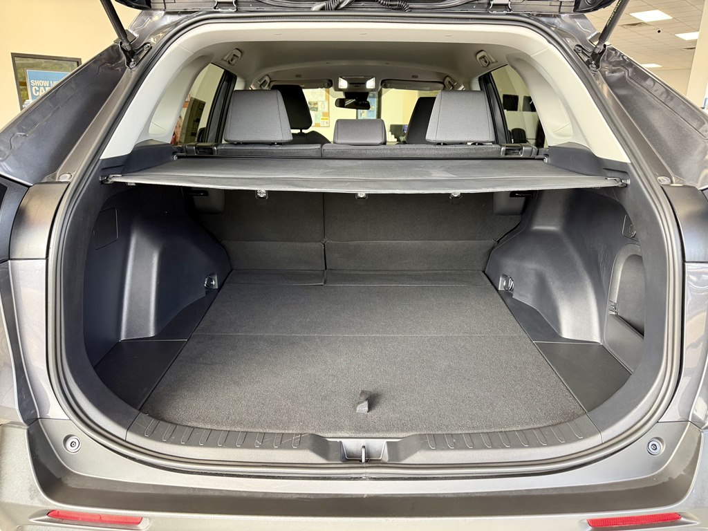 Photo 9 of this TOYOTA RAV4