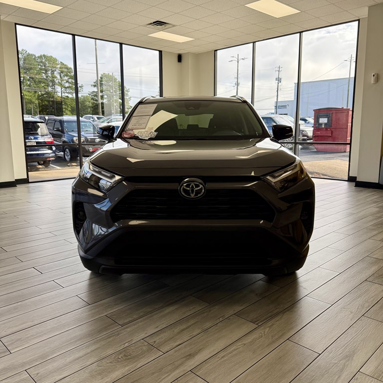 Photo 2 of this TOYOTA RAV4