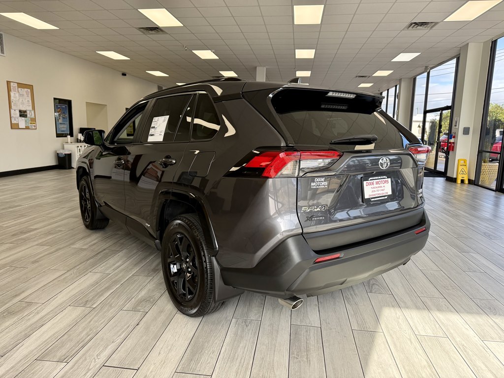 Photo 7 of this TOYOTA RAV4