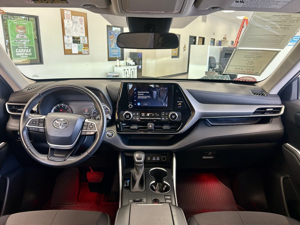 Photo 15 of this TOYOTA HIGHLANDER