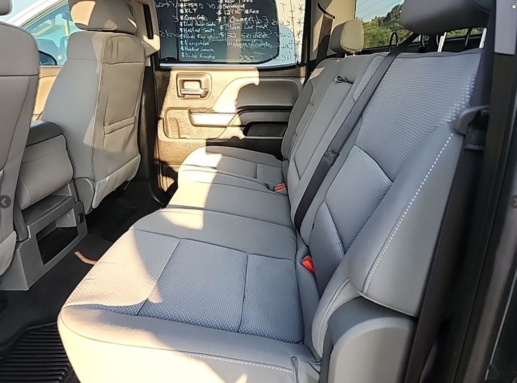 Photo 7 of this CHEVROLET SILVERADO 1500