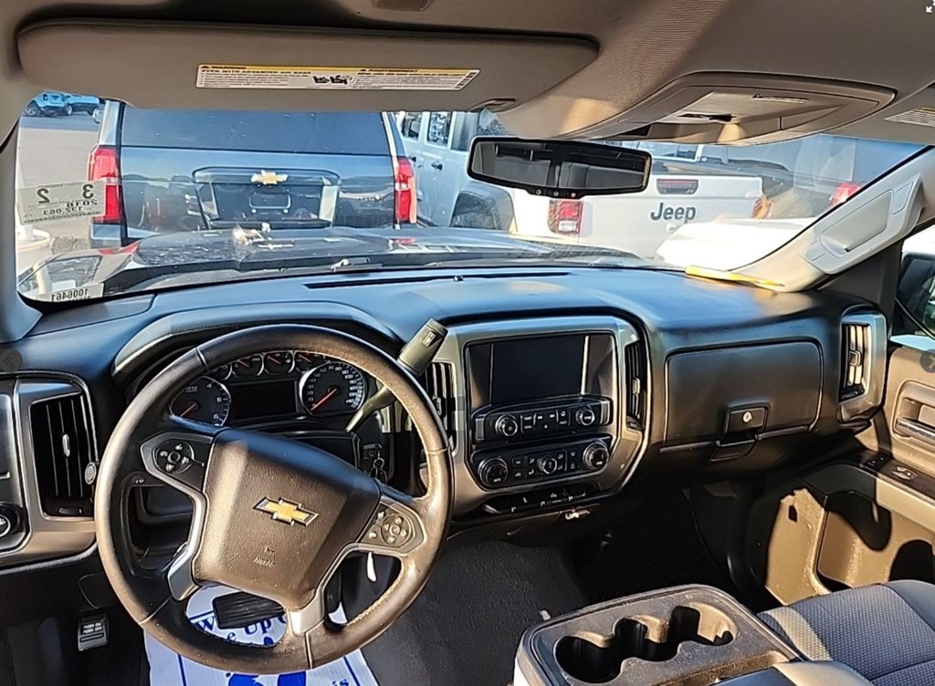 Photo 4 of this CHEVROLET SILVERADO 1500