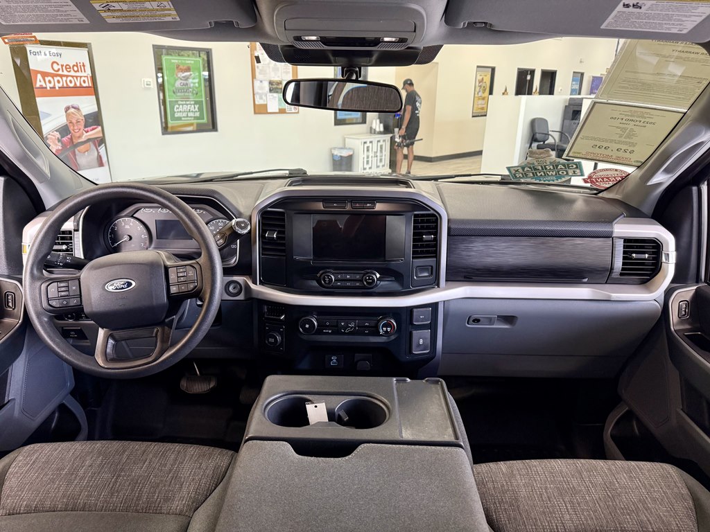 Photo 10 of this FORD F150