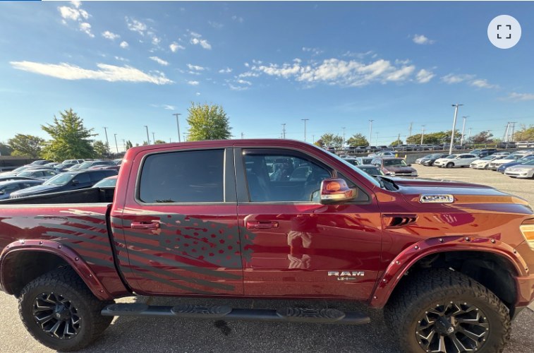 Photo 3 of this RAM 1500