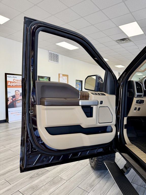 Photo 15 of this FORD F150