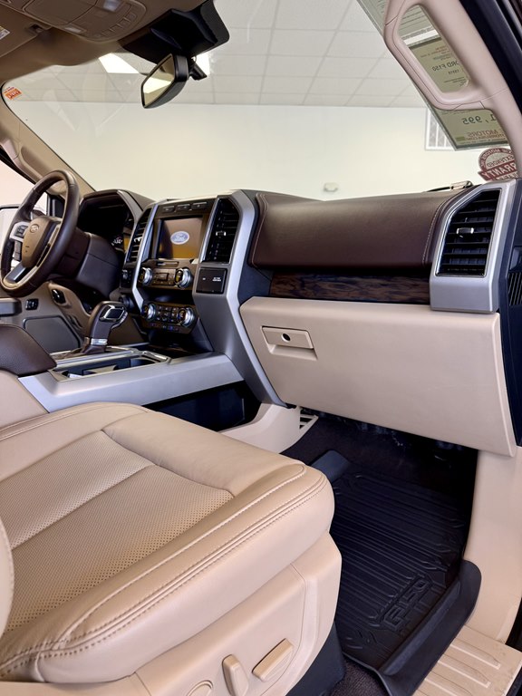 Photo 12 of this FORD F150